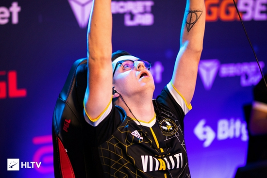 2025手机游戏行业趋势分析：APP与微信小游戏的差异与抖音的崛起